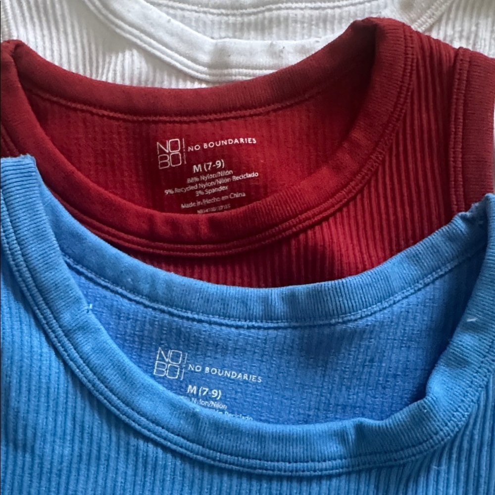 Athletic lot of Tank Tops - Picture 2 of 5